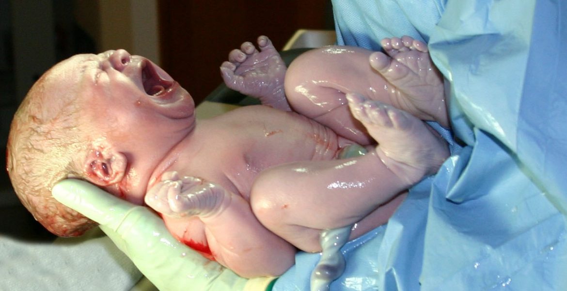 Carta de una médica desolada ante la muerte de un bebé en un parto en casa 3