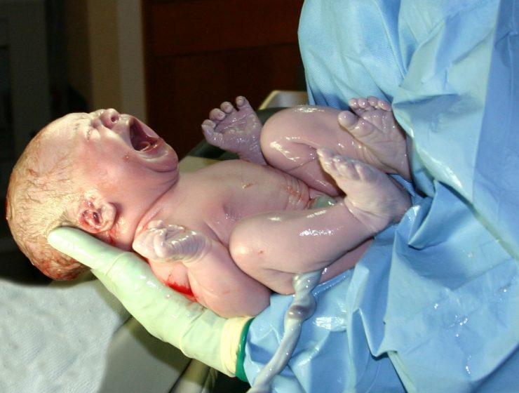 Dar a luz: cuál es el rol de la partera en un nacimiento 6