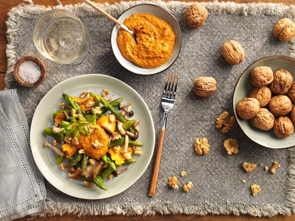 halloumi y esparragos