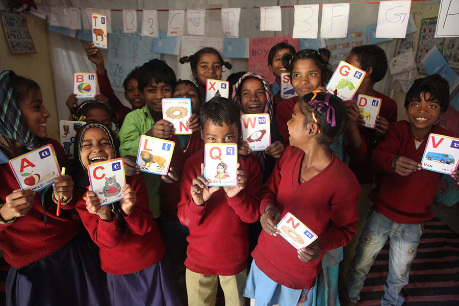 En la India las escuelas enseñan a ser feliz, según las premisas de Dalái Lama 8