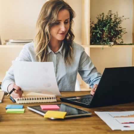 trabajo remoto para estudiantes