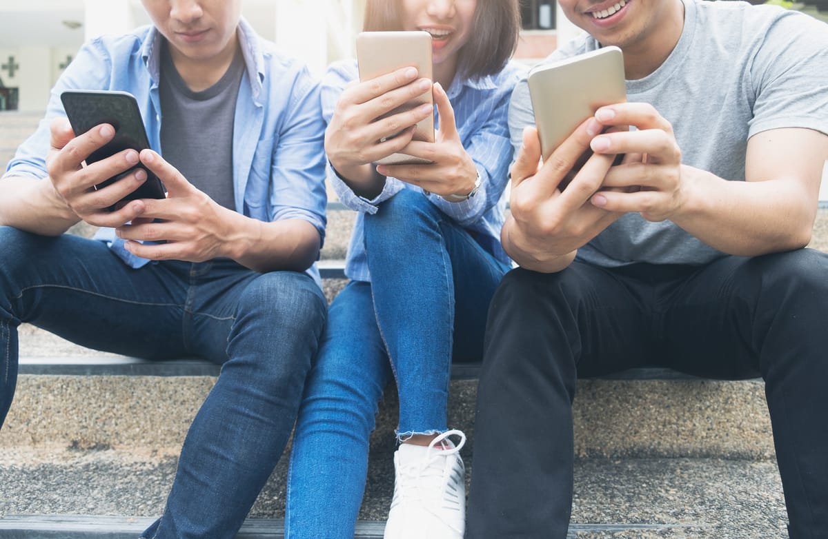 celulares adolescentes