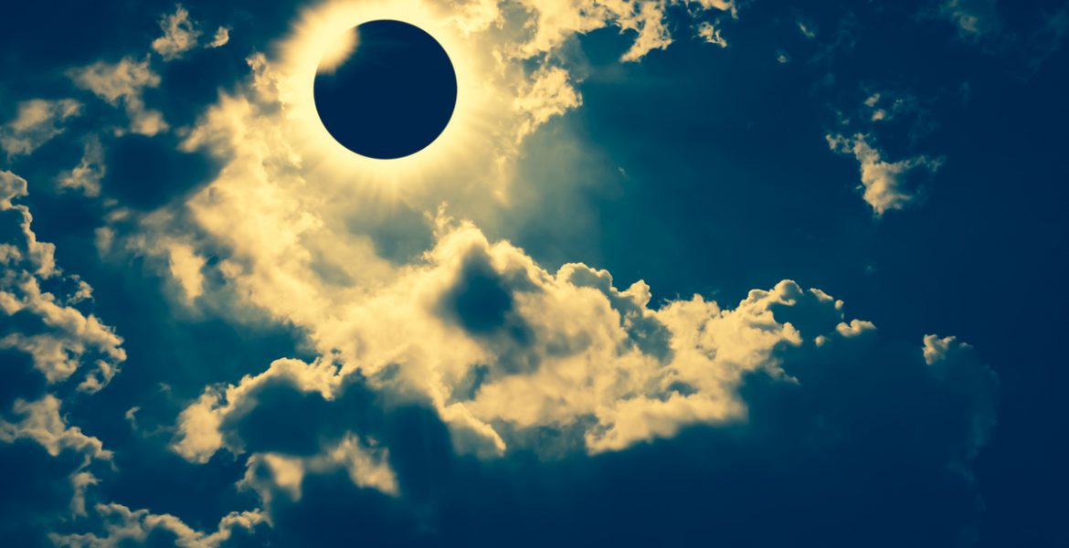 Eclipse solar del 2 de julio: cómo influye a los signos el momento de sombra en la Argentina 4