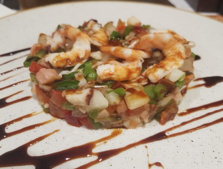 ensalada de pulpo y langostinos