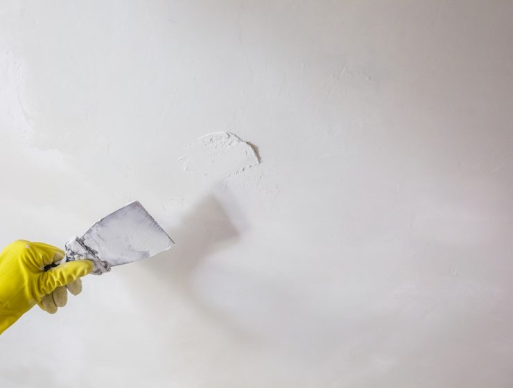 Cómo enduir una pared