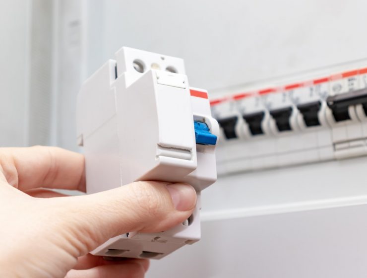 diferencia entre disyuntor y termica